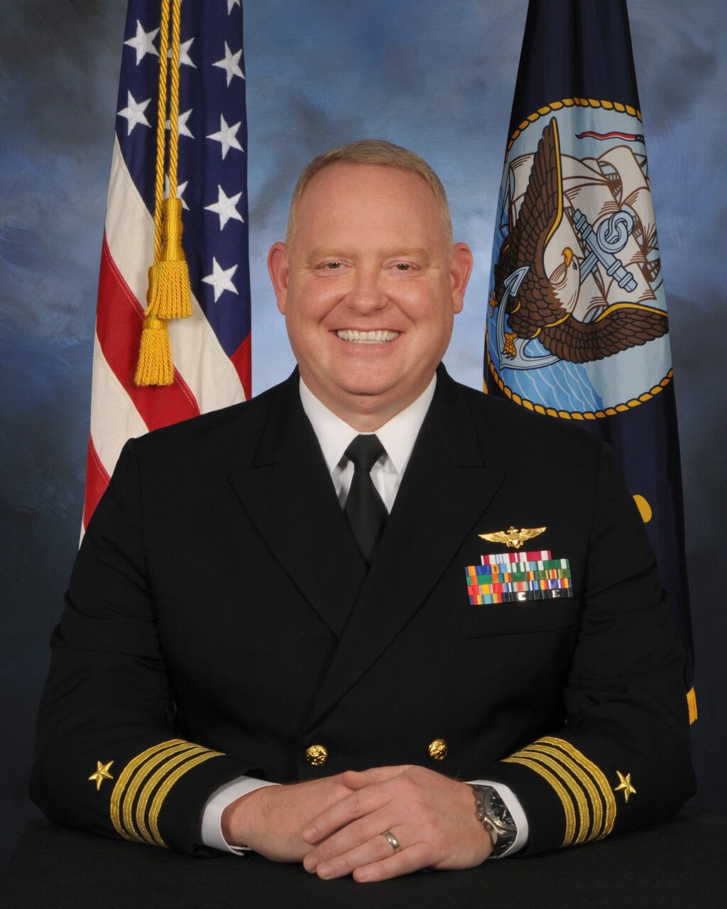 xo > Commander, Navy Region Southeast > Bio Detail