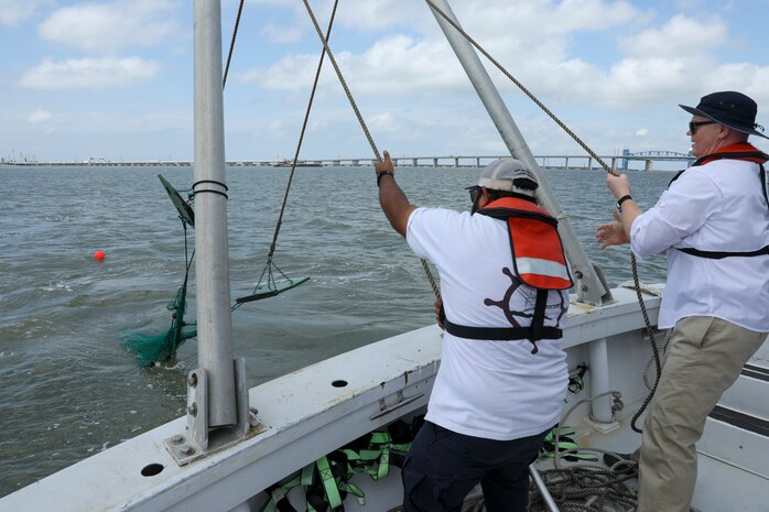 I-STORM is the international knowledge sharing network for all those working in the storm surge barrier industry. I-STORM seeks to create a world better protected from tidal flooding.
