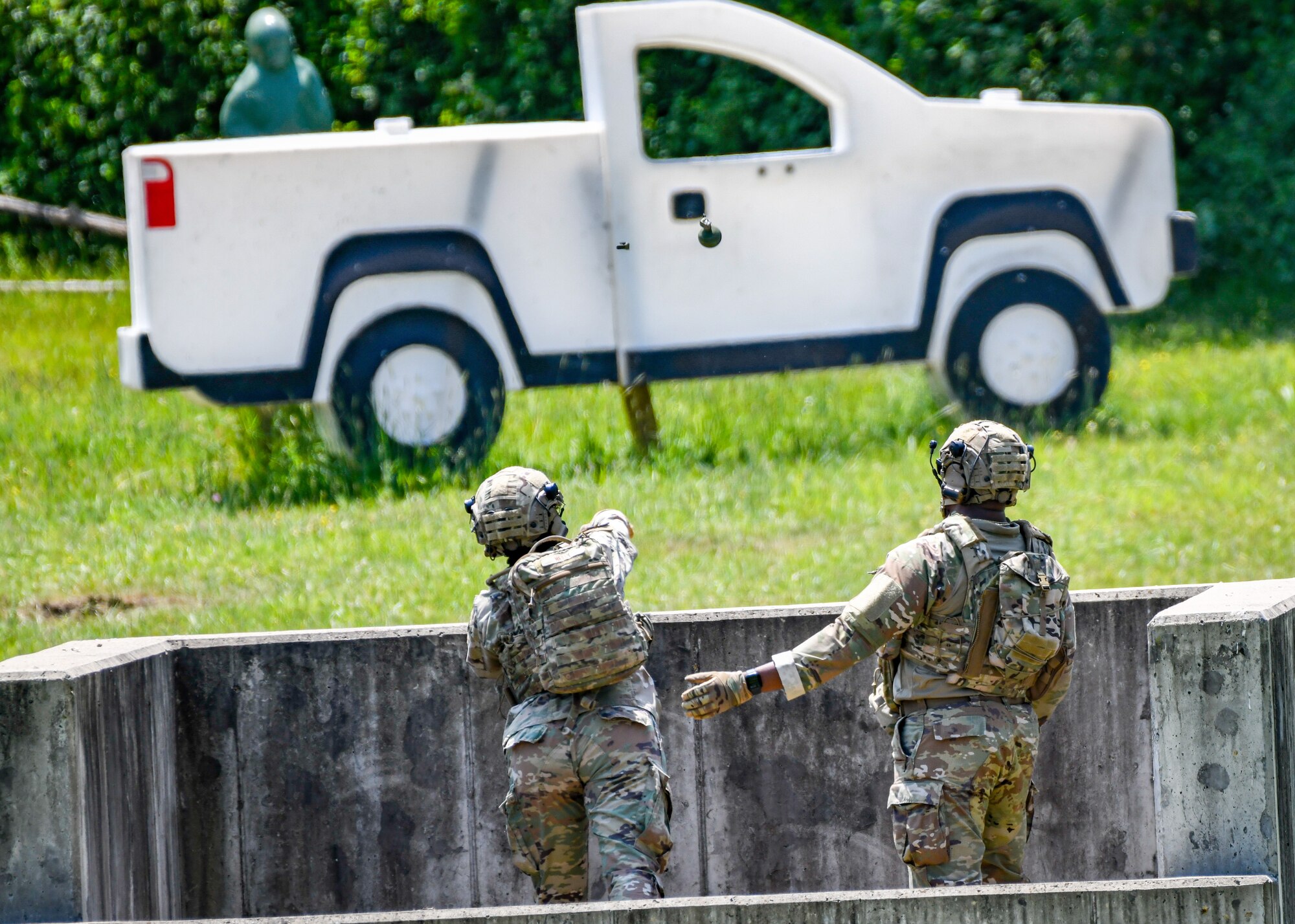 Cadre assigned to the Integrated Defense Leadership Course qualify on live grenades at Camp James A. Garfield Joint Military Training Center, Ohio, May 31, 2023.