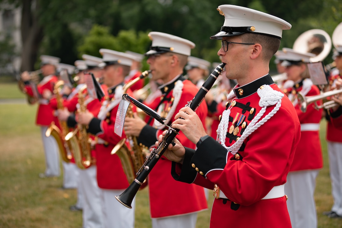 Marine Band Clarinetist Staff Sgt. Angelo Quail performs on the South Lawn of the White House on June 20, 2023 during a rehearsal for the State Arrival of Indian Prime Minister Modi.