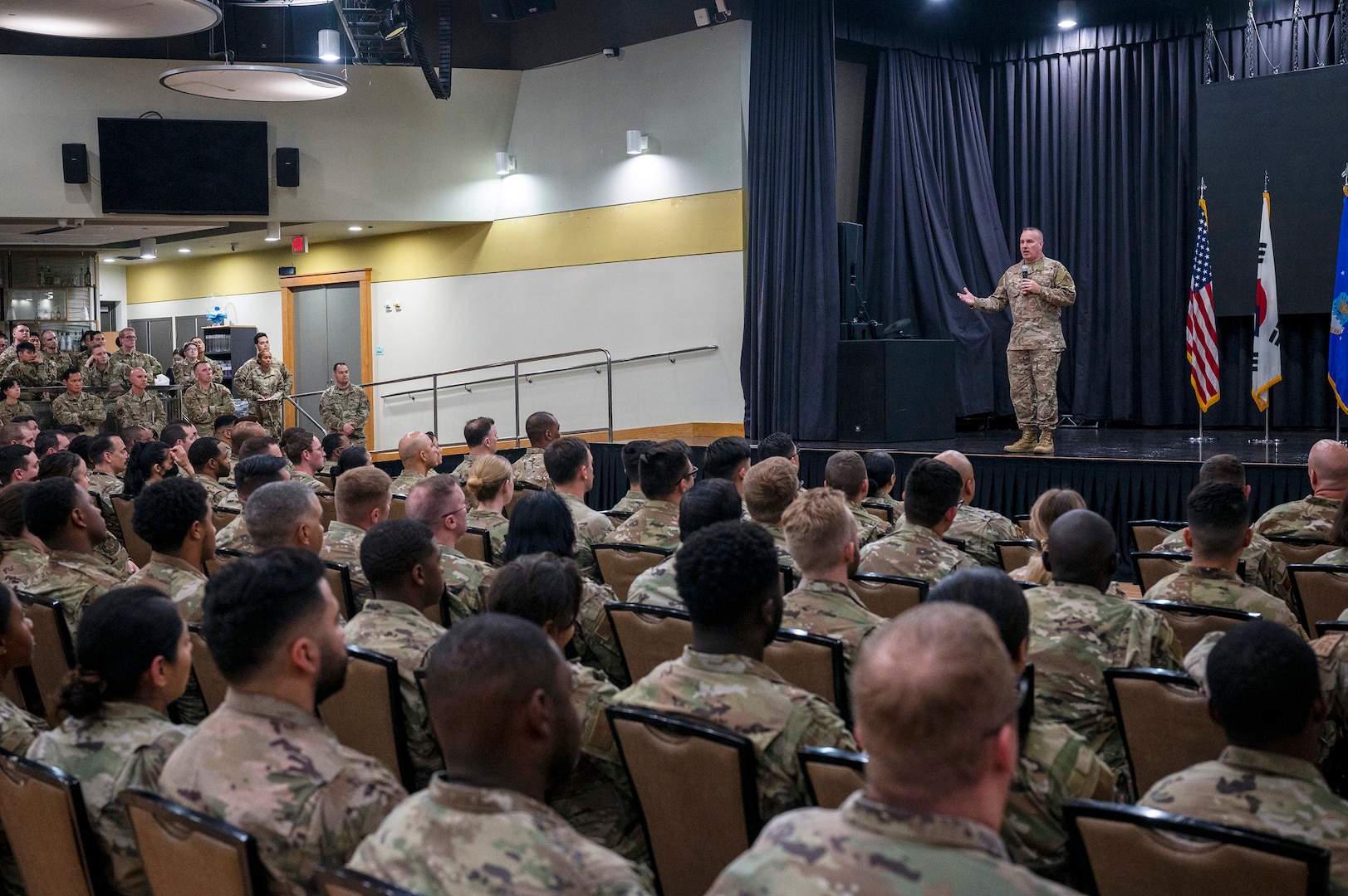 PACAF Command Chief Visits Osan