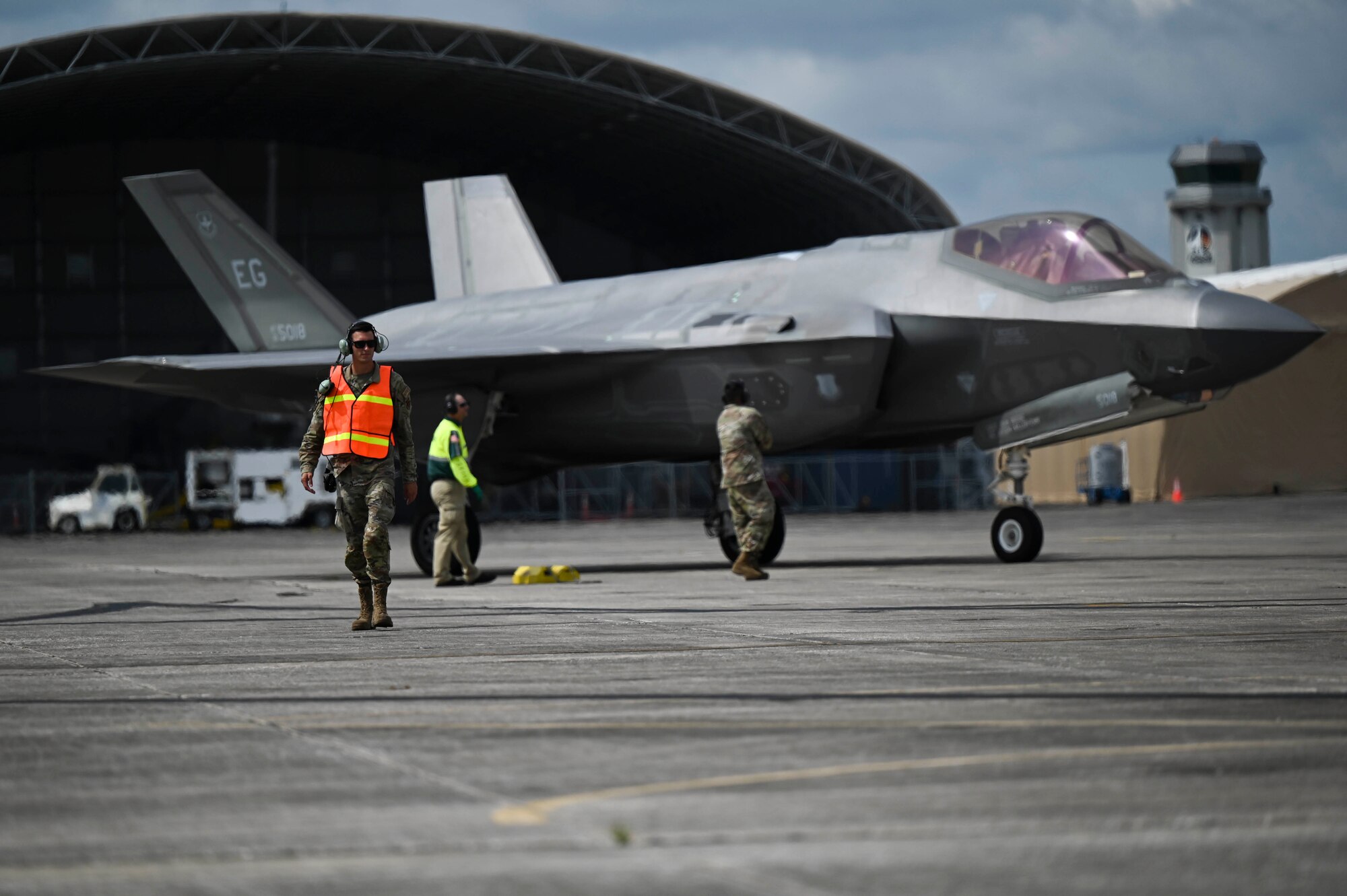 33rd FW Hot Pit Refueling