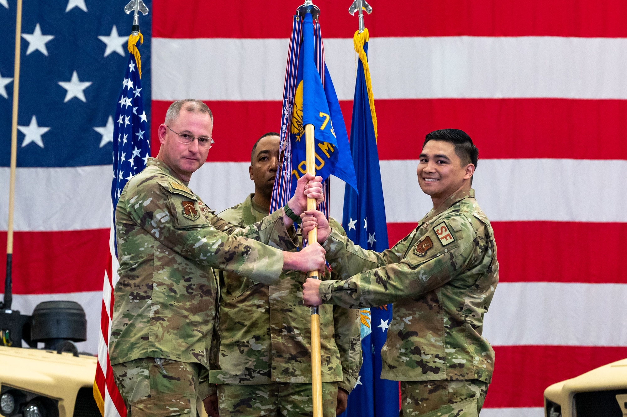 790 MSFS hosts a change of command.