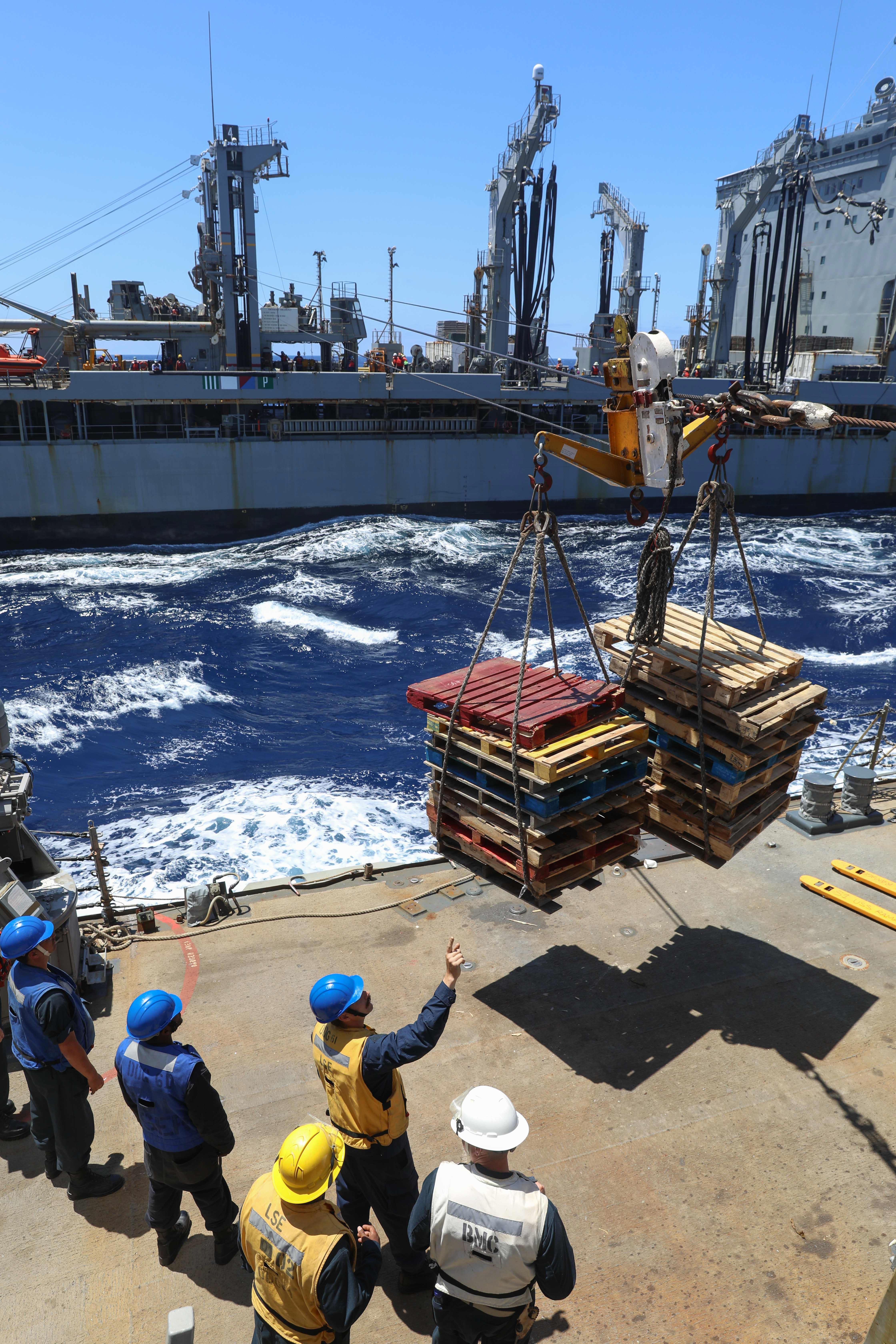 USS Ramage (DDG 61) replenishes from USNS Leroy Grumman (T-AO 195).