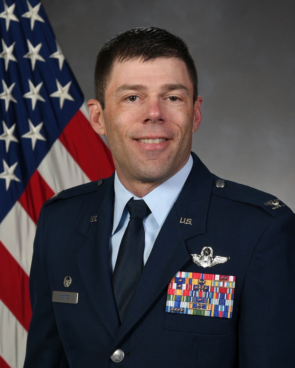 Col. Michael Gette