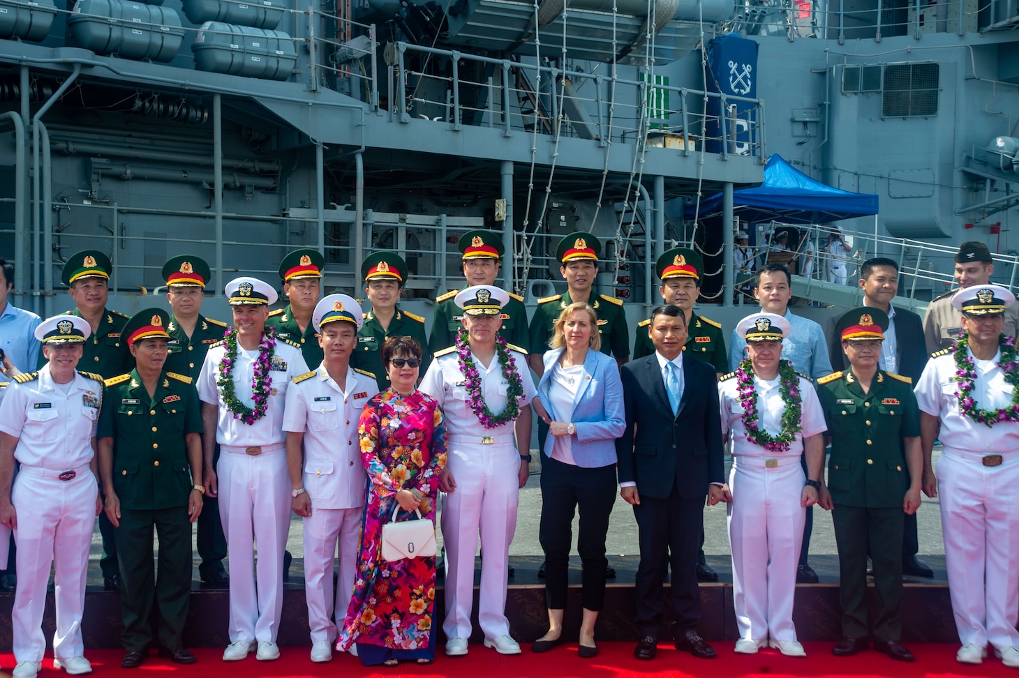 Uss ronald reagan carrier strike group visits vietnam united states