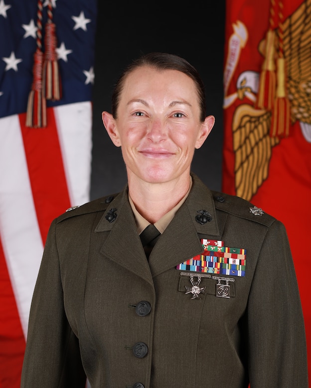 Lieutenant Colonel Shannon R. Hesser > Marine Corps Recruit Depot ...