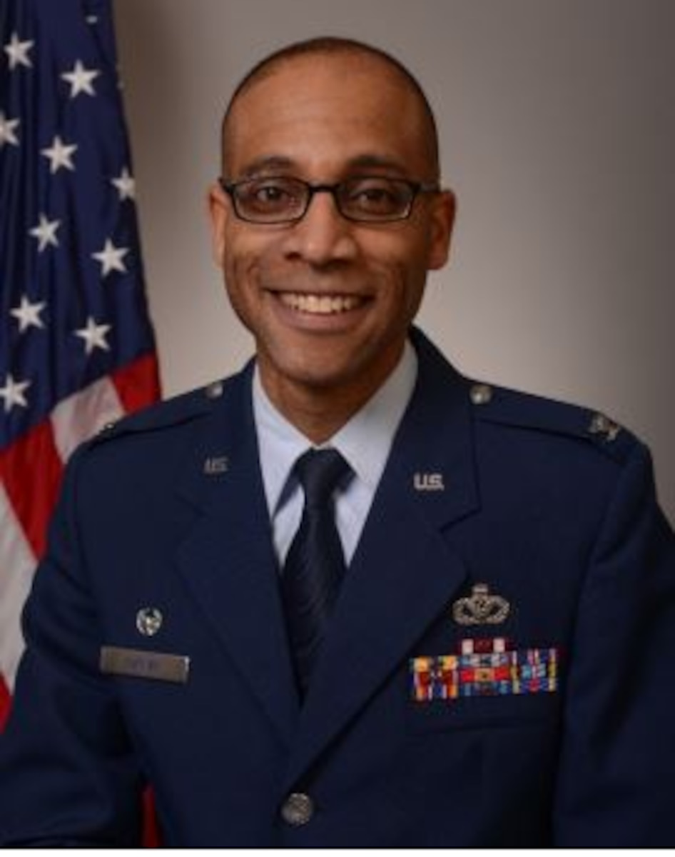 COL LANCE TURNER