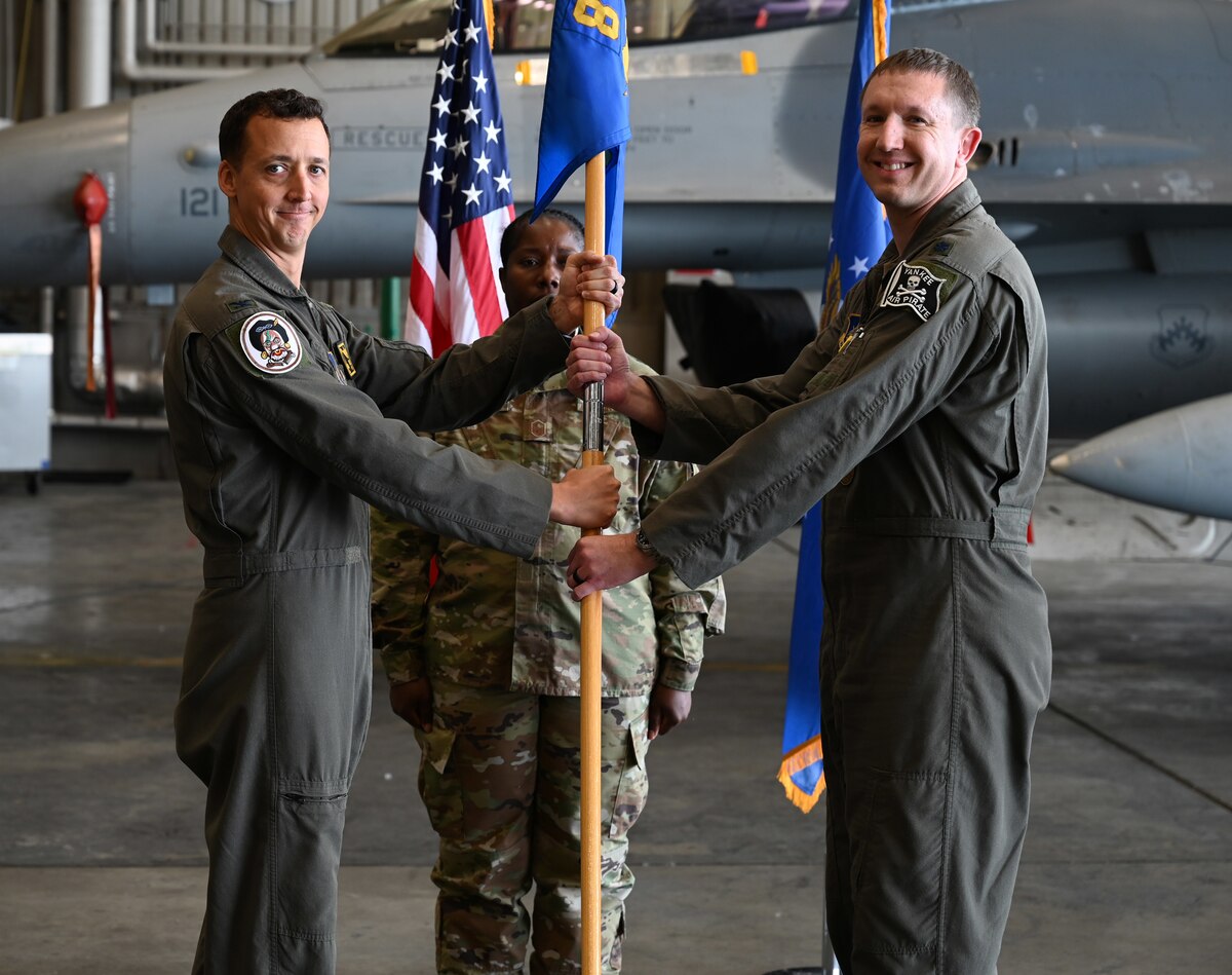 8th Fighter Wing 20232024 commanders take lead of the Wolf Pack
