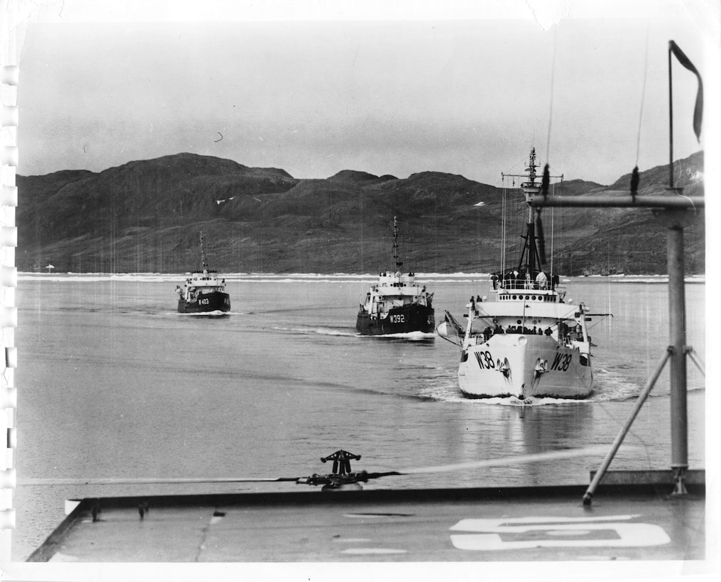 Vessels transit the Northwest Passage