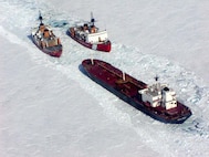 2002 - CGCs POLAR SEA AND POLAR STAR