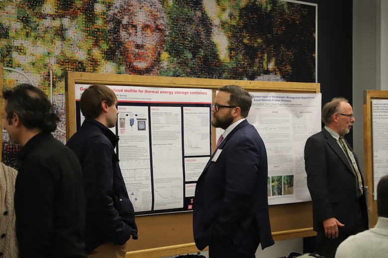 Dr. Andy Nelson, director of the U.S. Army Engineer Research and Development Center’s Construction Engineering Research Laboratory, talks with a University of Illinois student at U.S. Army Corps of Engineers R&D Day, February 22, 2023.