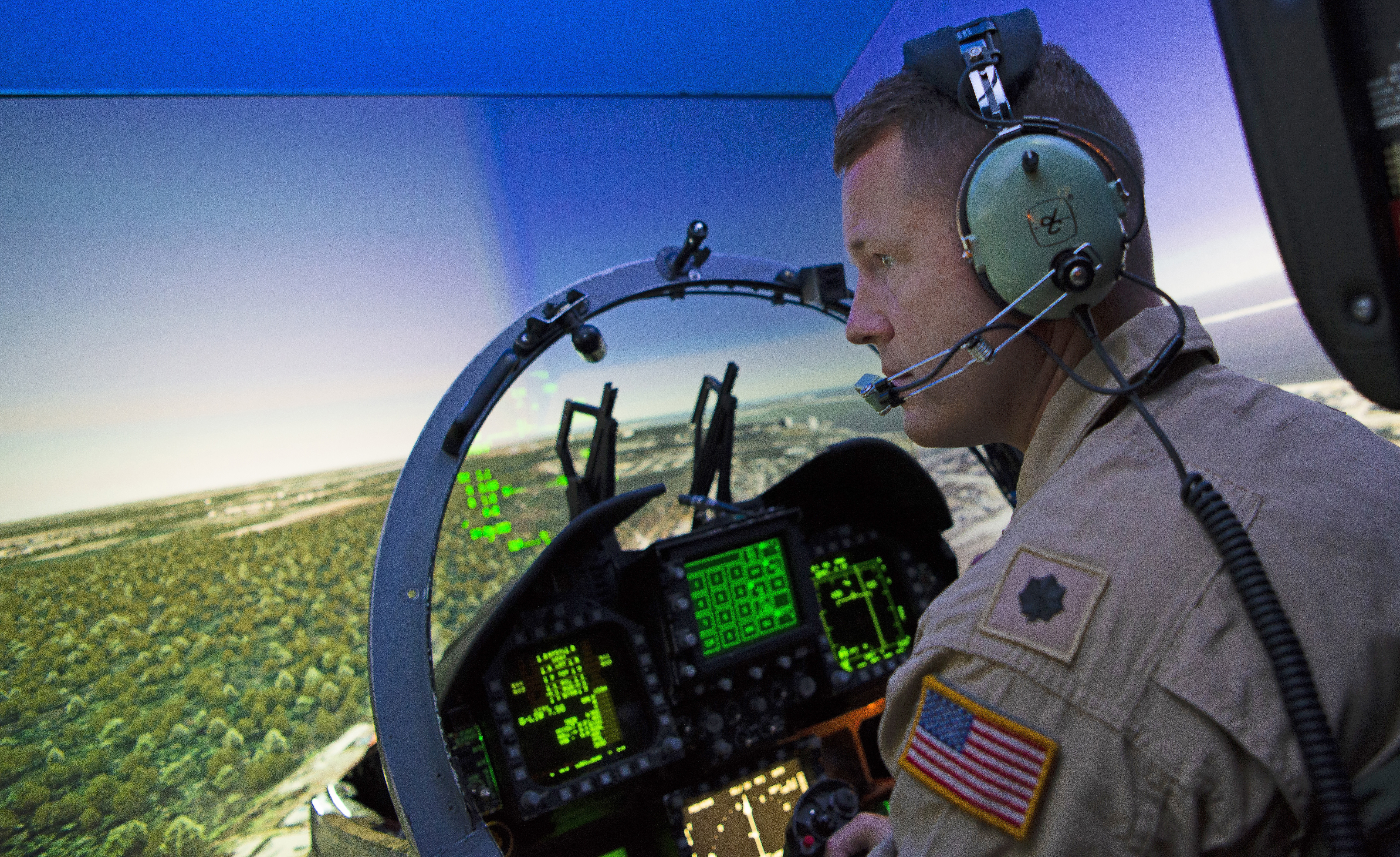 Marine Recruiters Want Cutting-Edge VR Flight Simulators to Attract Pilots