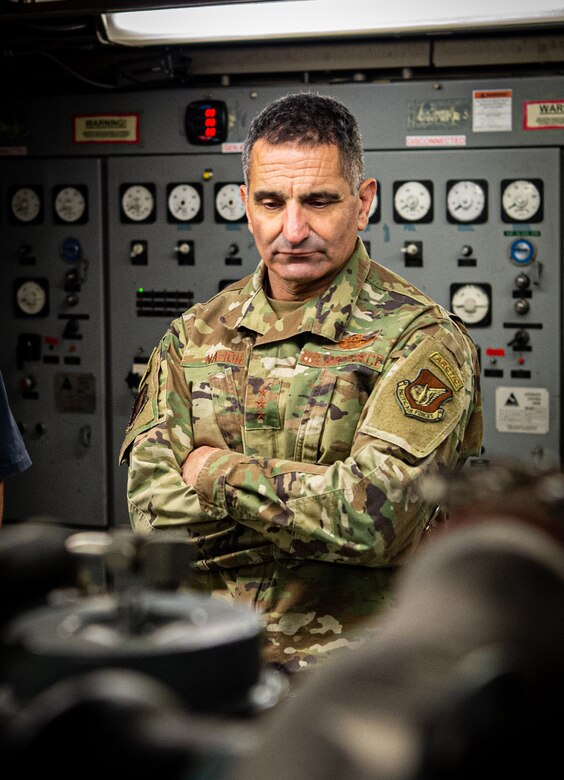 Alaskan NORAD Region, Alaskan Command and Eleventh Air Force visit Point Barrow Long Range Radar Site.