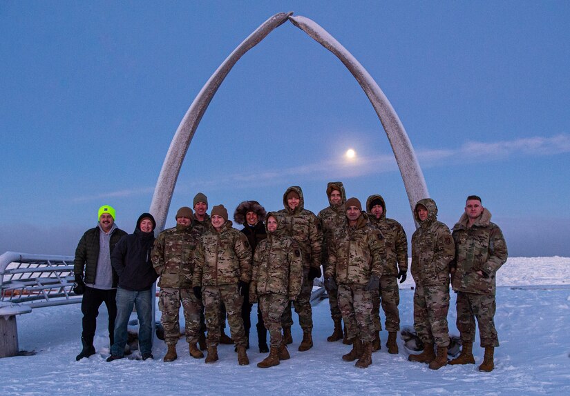Alaskan NORAD Region, Alaskan Command and Eleventh Air Force visit Point Barrow Long Range Radar Site.