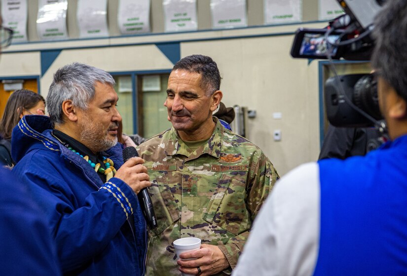 Alaskan NORAD Region, Alaskan Command and Eleventh Air Force visit Point Barrow Long Range Radar Site.