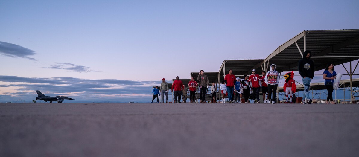 The Arizona Cardinals support Flightline Feast > Luke Air Force