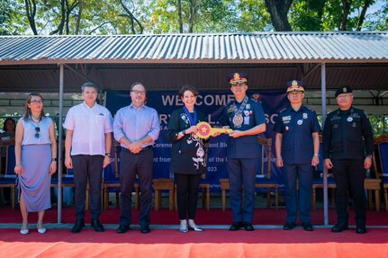 U.S. Ambassador Carlson Leads Handover of Php 182 in Equipment to the Philippine National Police