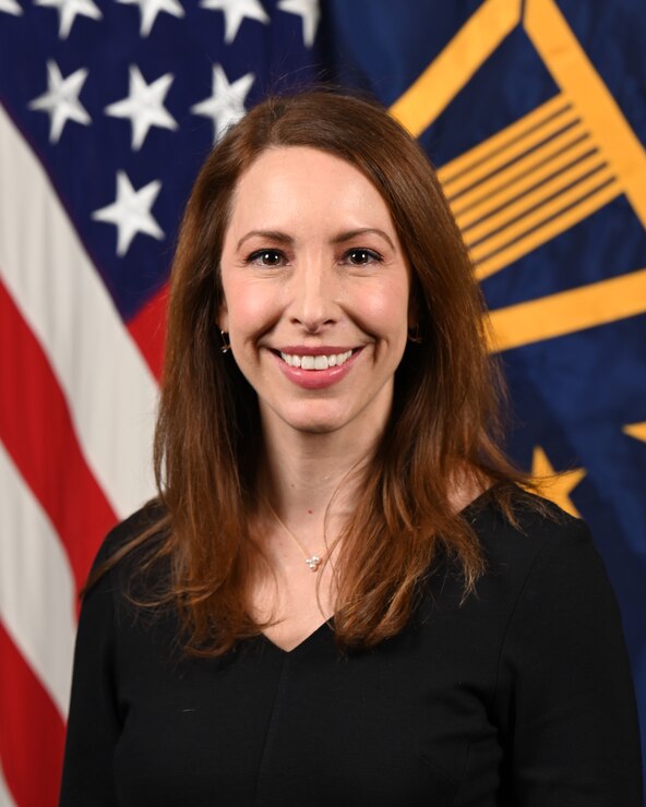 Danielle Metz poses for her official portrait in the Army portrait studio at the Pentagon in Arlington, Va, April 04, 2022.  (U.S. Army photo by William Pratt)