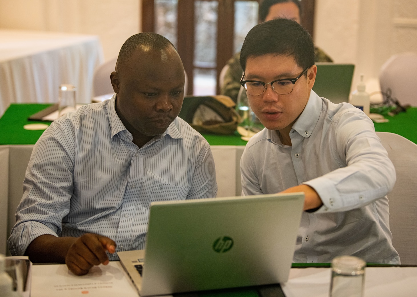 Alvin Yu, the exercise Cutlass Express 2023 SeaVision instructor, trains CE23 participants on the SeaVision program in Mombasa, Kenya.