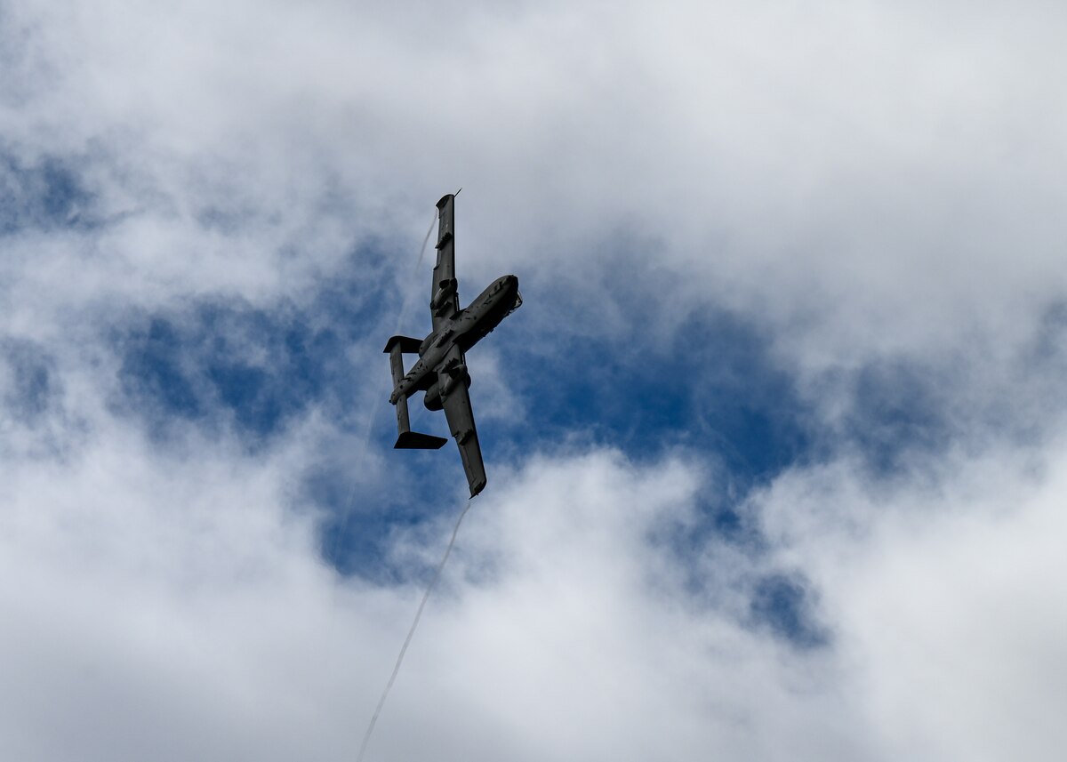 A photo of an aircraft flying.