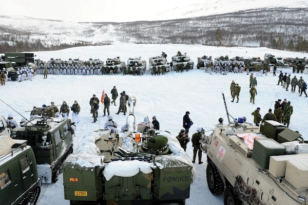 Norwegian forces during the military exercise Cold Response 2009. Photo by Soldatnytt (Wikimedia Commons).
March 24, 2009