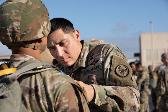U.S. Army Reserve Paratroopers Partner with Royal Canadian Airforce