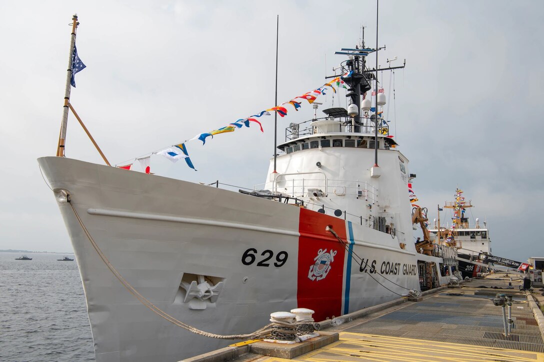 USCGC Decisive (WMEC 629) was decommissioned on 2 March 2023 at a ceremony held at Naval Air Station Pensacola, FL.