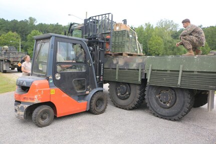 Army Reserve Soldiers support Fort Pickett Ammo Supply Point