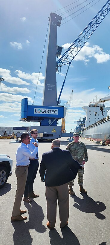 USACE, SeaPort Manatee signing ceremony and tour