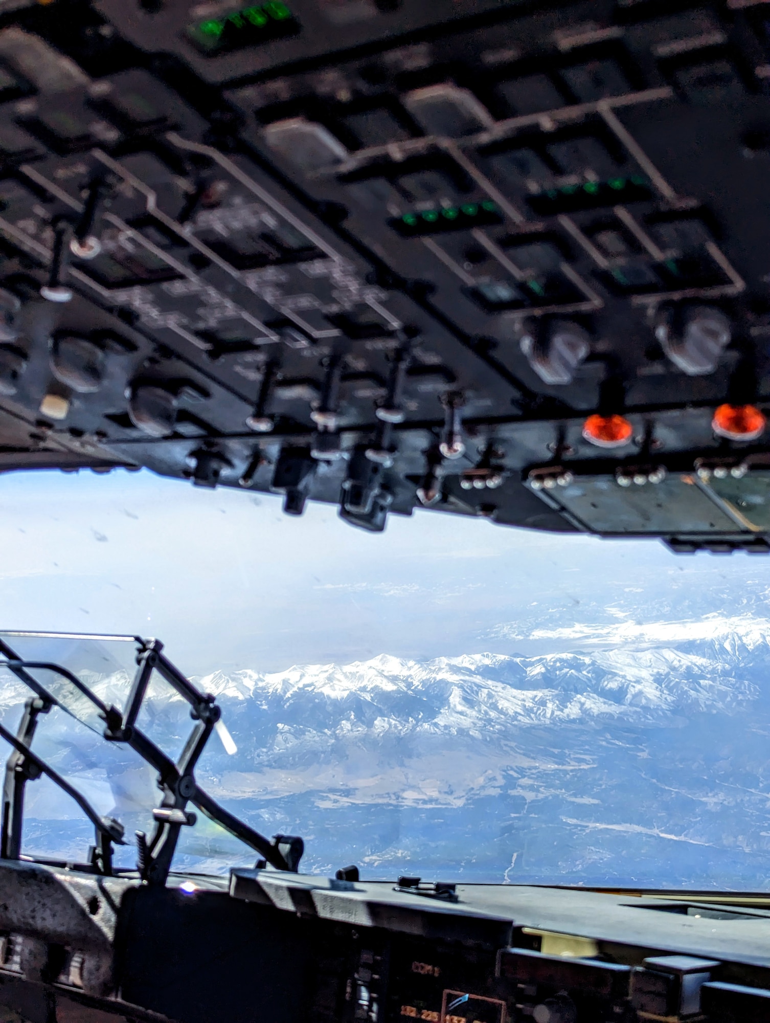 An Air Force Reserve C-17 Globemaster III aircrew, from Joint Base Charleston's 701st Airlift Squadron, flew westward over the Great Plains and Rocky Mountains, March 9, 2023. The Reserve aircrew trained on skills that couldn't easily be replicated locally at Charleston, such as flying over terrain, adverse weather, and aerial refueling including practicing emergency procedures. (U.S. Air Force photo by Tech. Sgt. Della Creech)