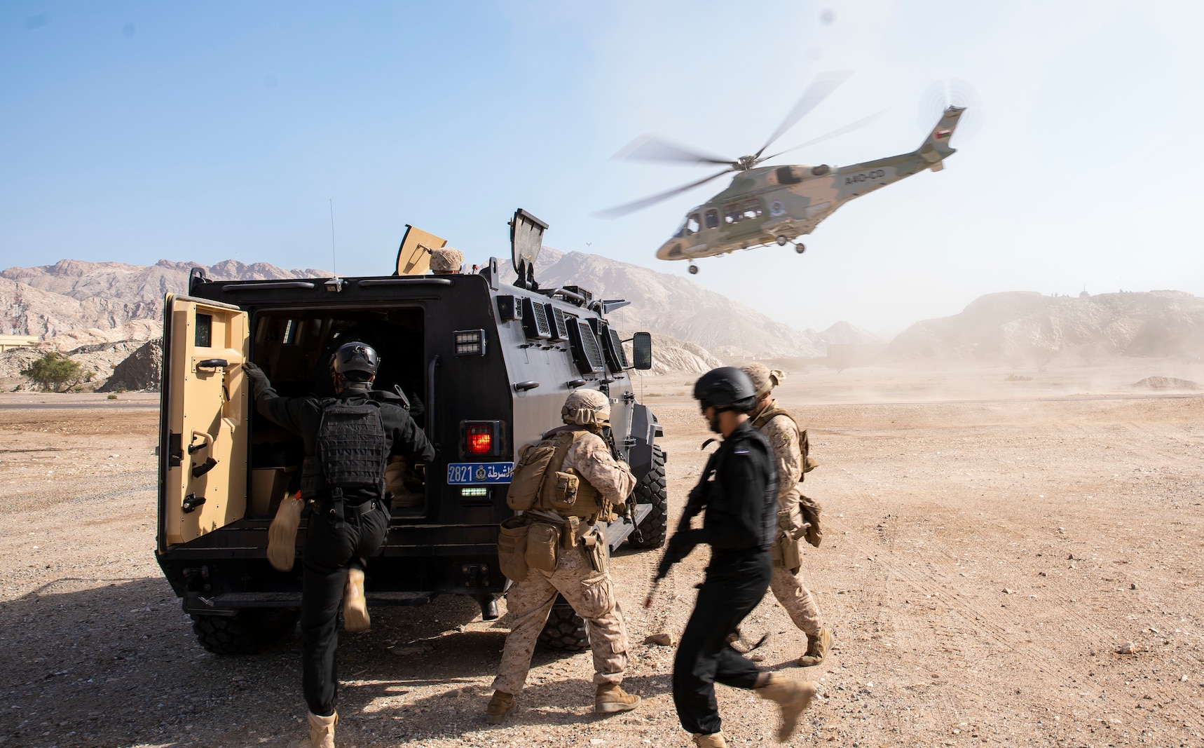 OMAN (February 23, 2023) – U.S. Marines assigned to Fleet Anti-Terrorism Security Team Central Command (FASTCENT) and members of the Royal Oman Police Special Task unit conduct CASEVAC Interoperability Training