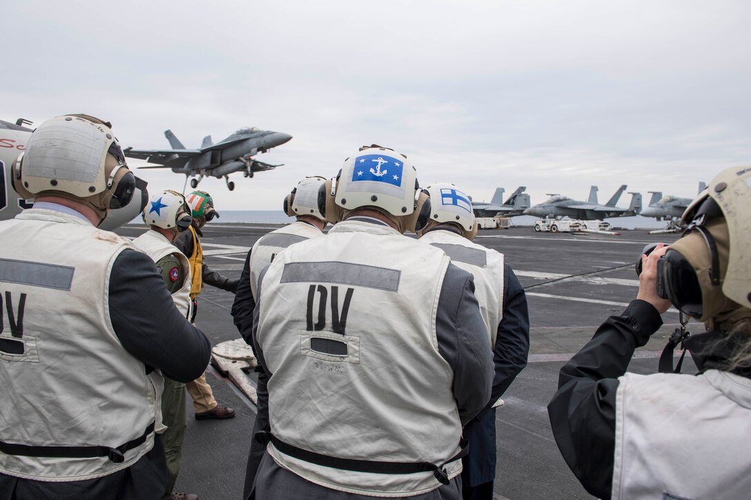 PS23669 NAVY main image 1