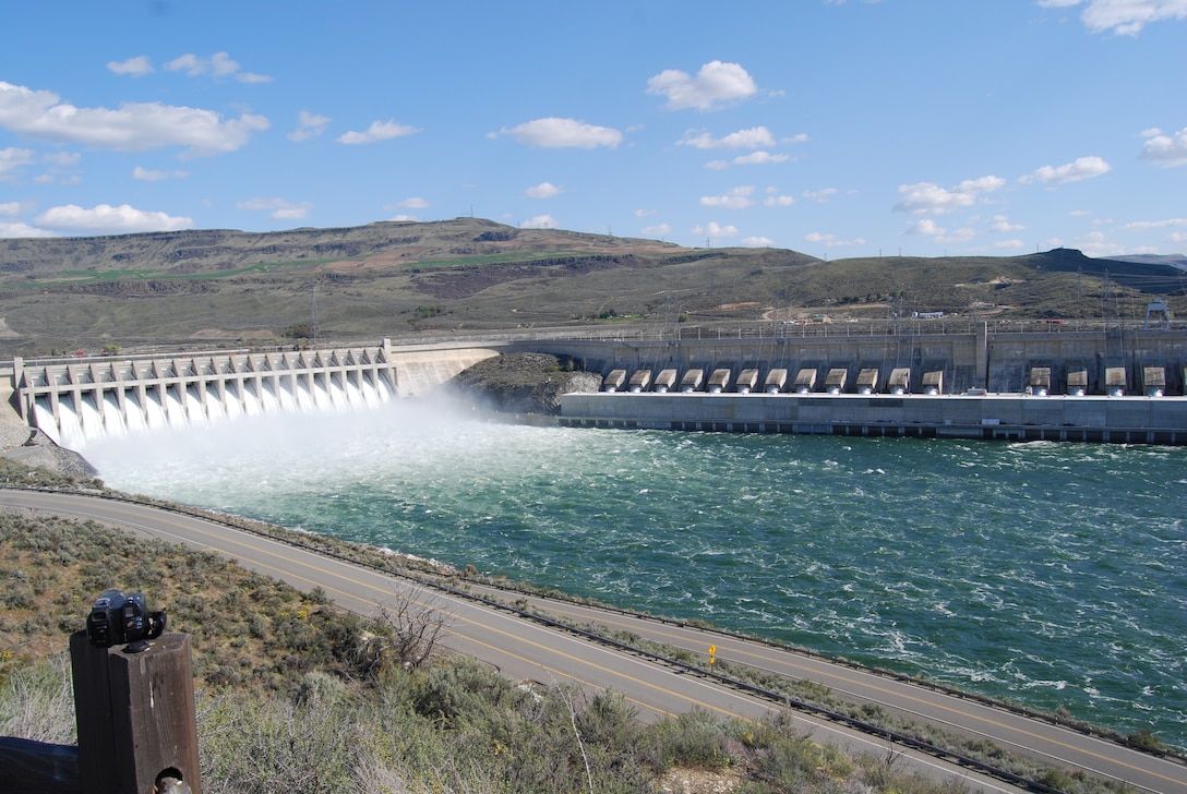 Water from the Columbia River spills through Chief Joseph Dam near Bridgeport, Washington. Chief Joseph has one powerhouse that is over a third of a mile long and holds 27 house-sized turbines capable of producing enough electricity to power 1.6 million homes. The flexibility of hydropower is critical to water managers’ efforts to balance competing priorities, and that becomes increasingly difficult when there’s a lack of precipitation combined with colder temperatures.