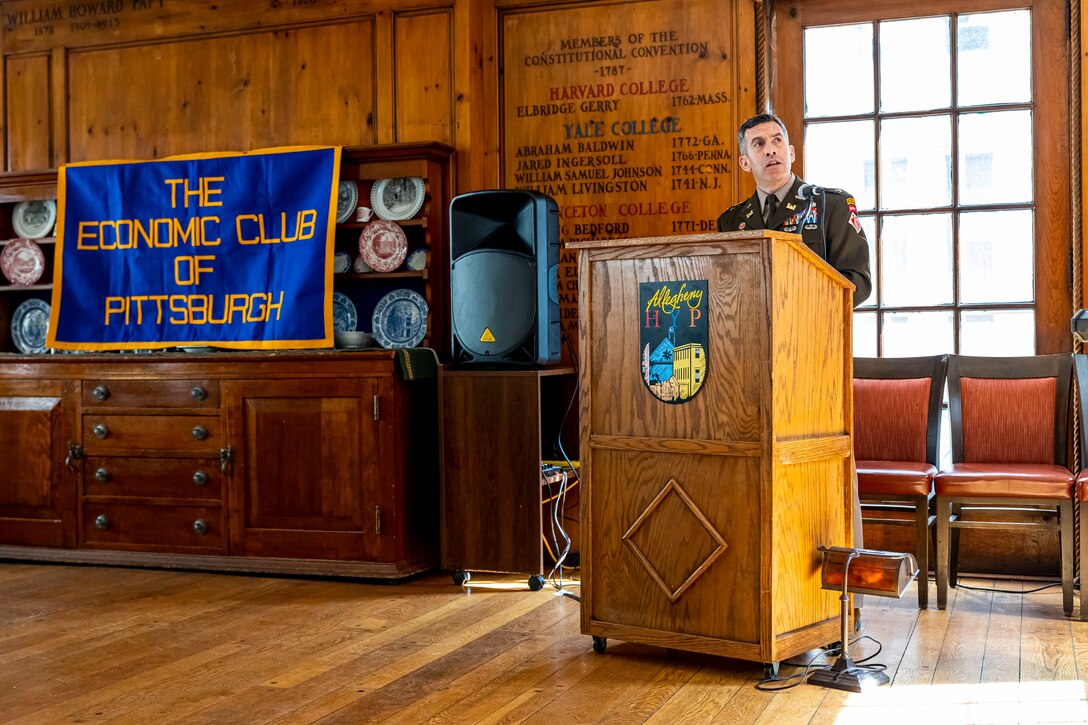 Commander of the Pittsburgh District gives speech to Economic Club