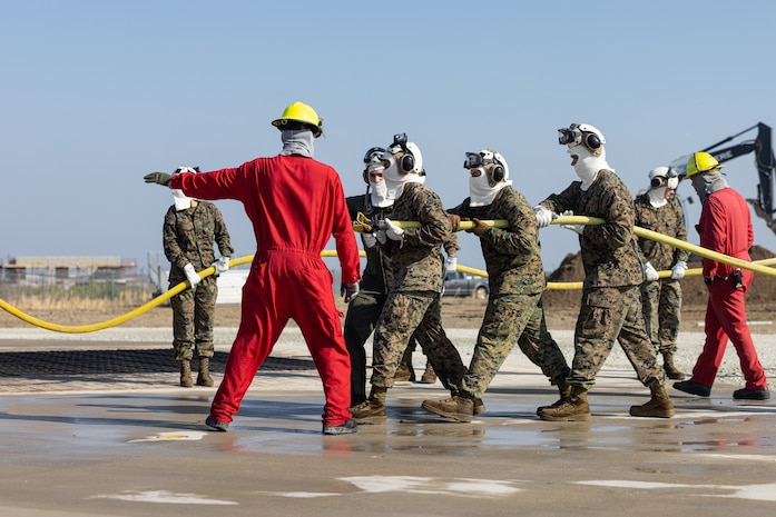 VMM-162 Conducts Shipboard Fire Fighting Training