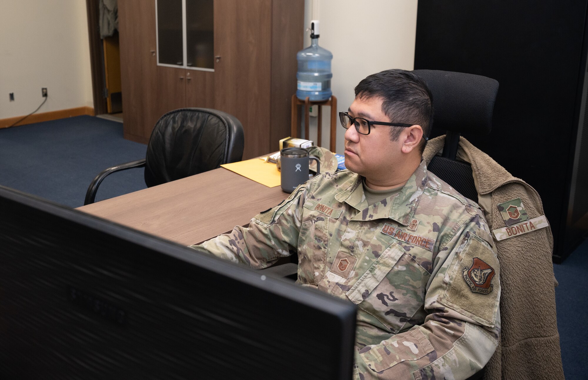 Master Sgt. Joseph Ryan Bonita, 8th Forces Support Squadron Kunsan development advisor, plans Professional Enhancement Center courses on his computer at Kunsan Air Base, Republic of Korea, Mar. 16, 2023. Some of the courses the PEC hosts include interpersonal skill training, Airman Leadership School and rank-tier mentoring sessions, all areas which can grow an Airman’s career. (U.S. Air Force photo by Staff Sgt. Sadie Colbert)
