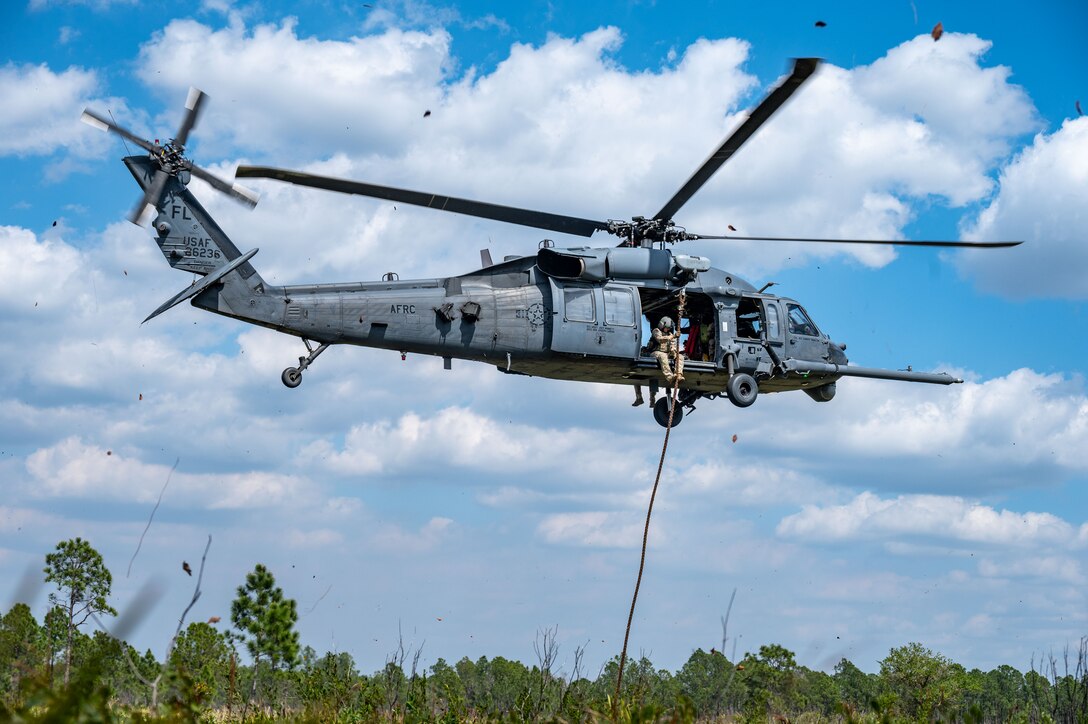301st RQS conducts insertion, extraction training.