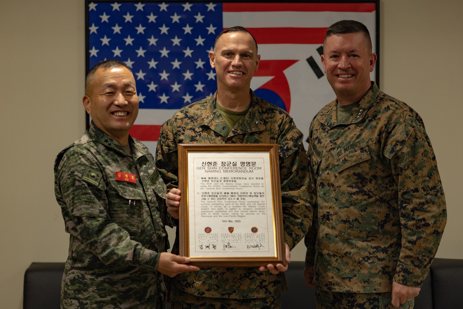 The commander’s conference room was named in honor of ROK Marine Corps Lt. Gen. Shin Hyun-Joon, the first commandant and founder of the ROK Marine Corps. The dedication ceremony represents the strength and brotherhood of the ROK-U.S. Marine Corps alliance. (U.S. Marine Corps photo by Lance Cpl. Tyler Andrews)