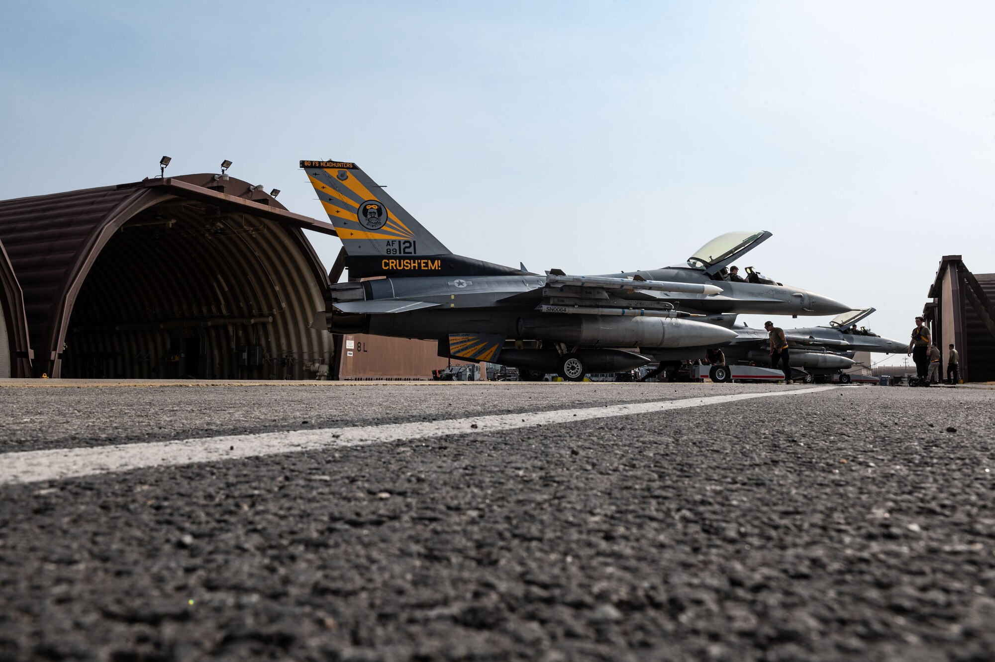 Photo of Airmen, F-16s landing at Osan