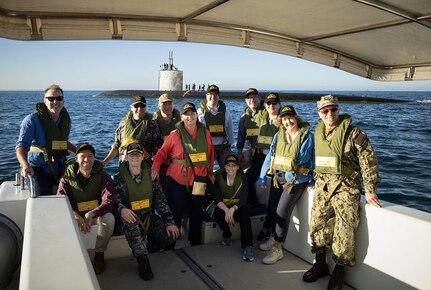 USS Asheville Welcomes Guests on Board in Western Australia