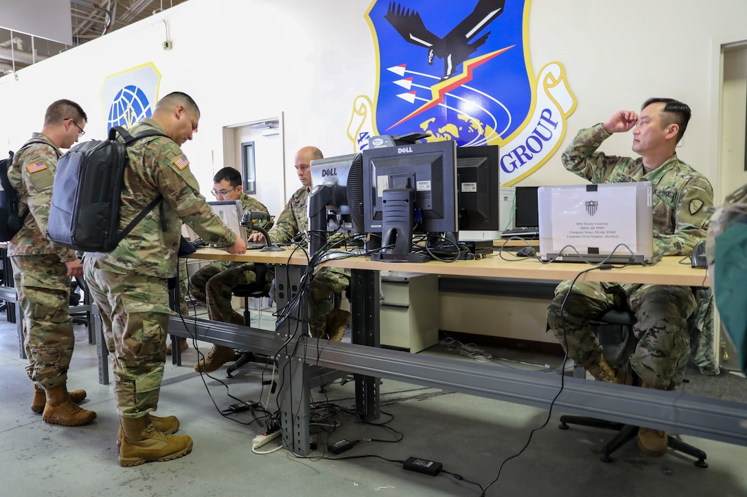 Alaska Guard, Reserve interoperability aid arctic mobilization proficiency