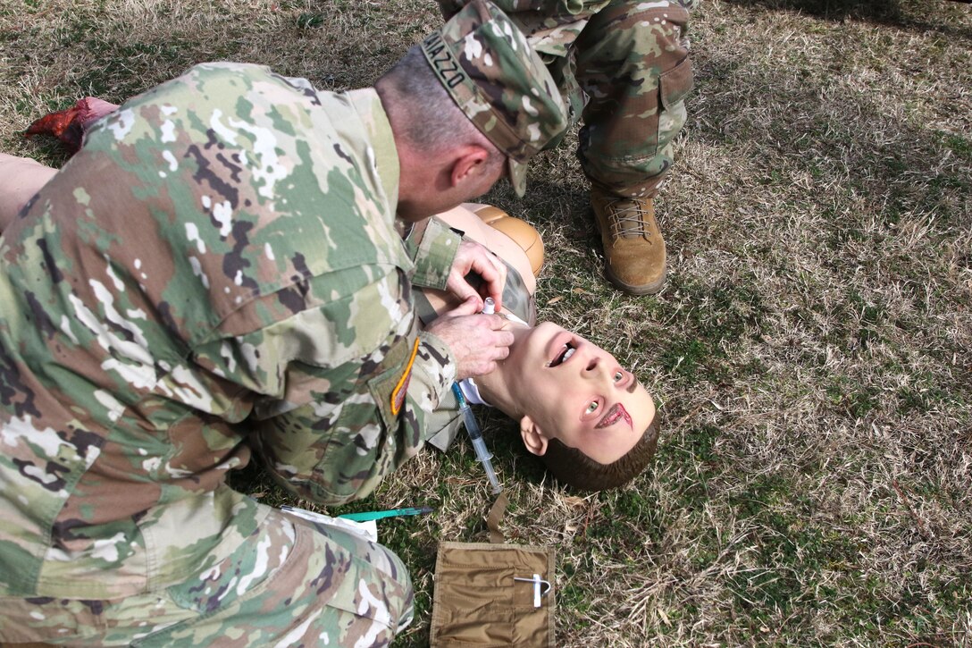 Sgt. 1st Class Matthew Caiazzo uses a tracheostomy to keep the TC3X airway open.
Combat Medic Specialists (68W) from various Reserve and National Guard units reported to the Tass Training Center (TTC) Lee for the 80th Training Command’s 94th Training Division’s 68W recertification training.