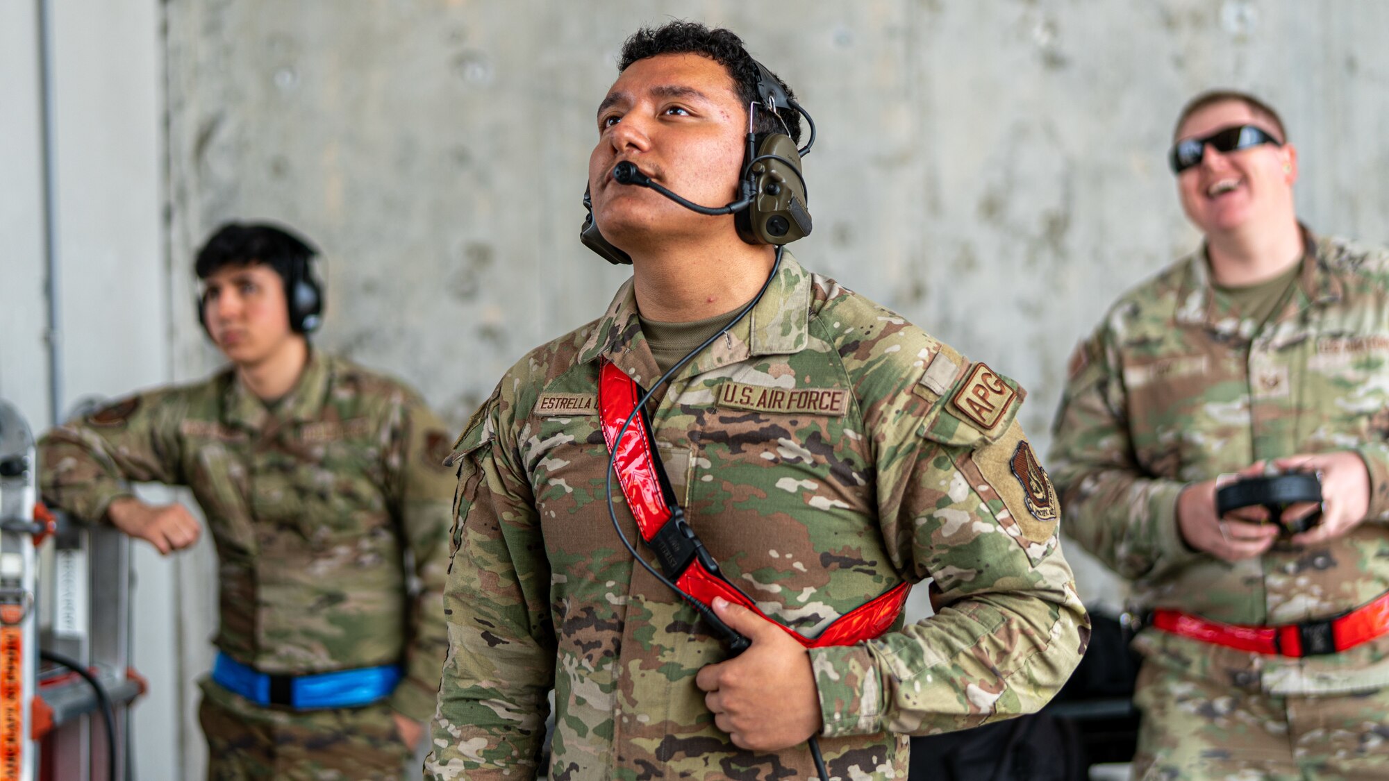 Airmen communicate before takeoff.