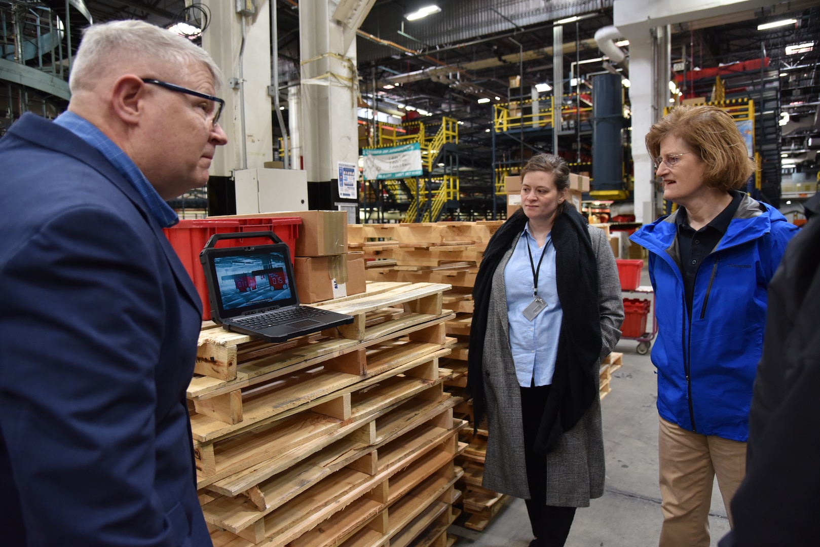 FEMA logisticians leaders, DLA Distribution, share quest for speed