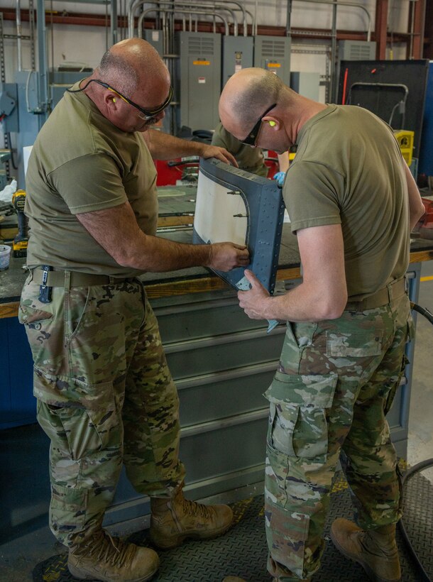 HH-60G Pave Hawk Plexiglass repair