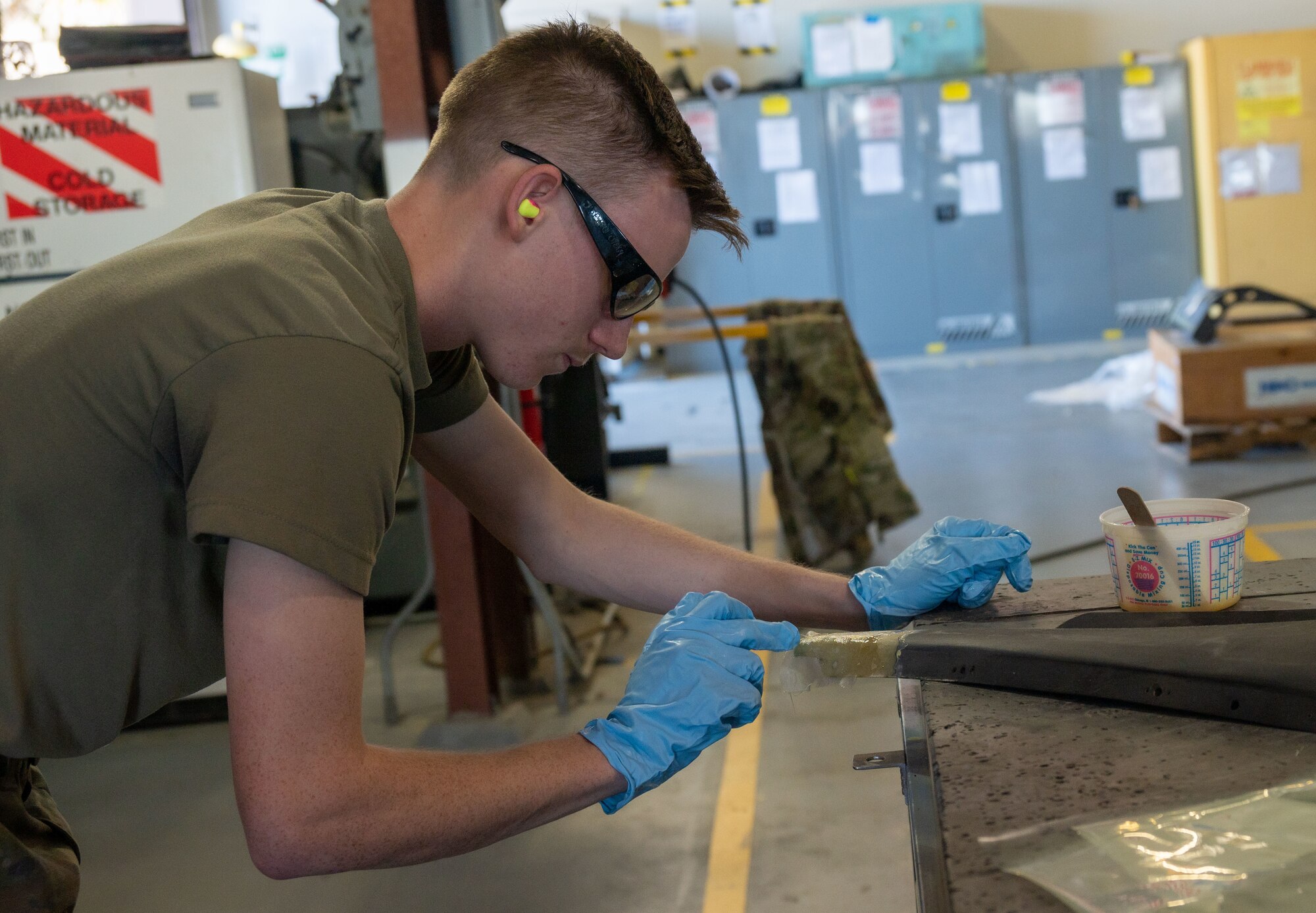 HH-60G Pave Hawk Plexiglass repair