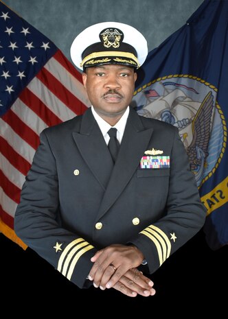 CDR Curtis L. Thomas bio