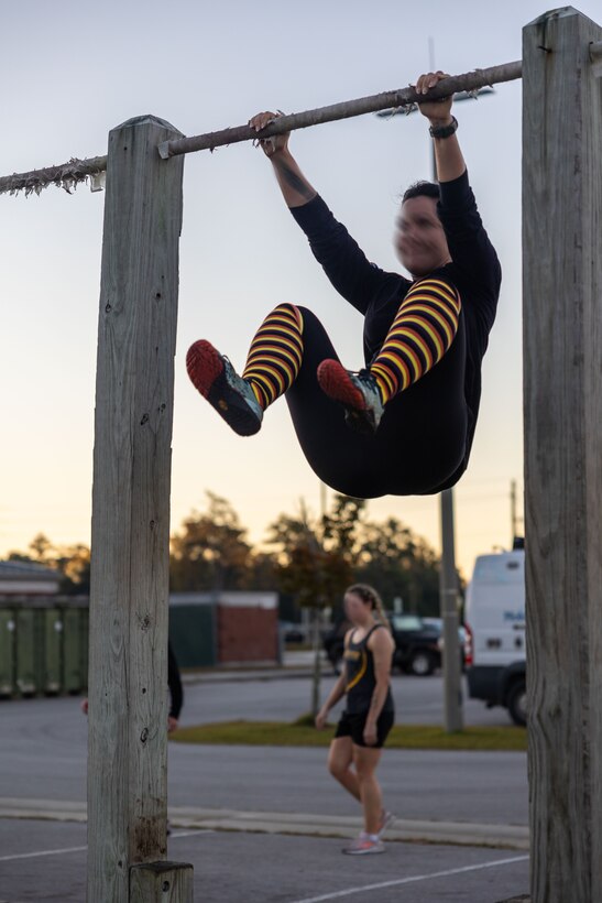 Marine Forces Special Operations Command hosts an Honor Workout recognizing all fallen Marine Raiders who passed away during the month of October at Camp Lejeune, North Carolina, Oct. 6, 2022. Command personnel participated in a moment of silence to pay tribute to those who lost their lives before competing in a team competition centered on physical and cognitive exercises. (U.S. Marine Corps photo by Sgt. Brennan Priest)