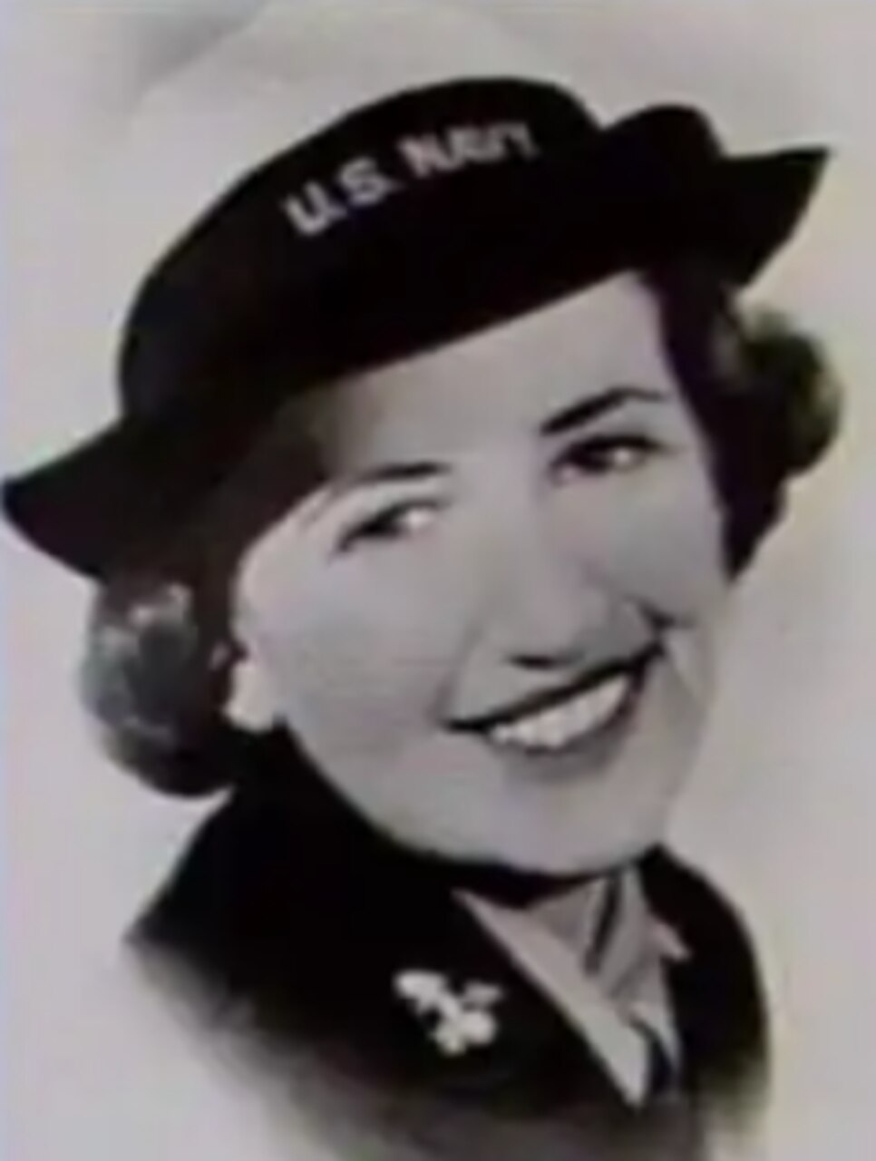 Commander Ruth Erno > United States Navy > Display Past Woman Bio